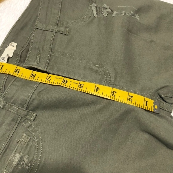 Olive Distressed Skinny Jeans Ripped Knee Ankle Raw Hem‎ Casual Size 5 - Picture 8 of 10